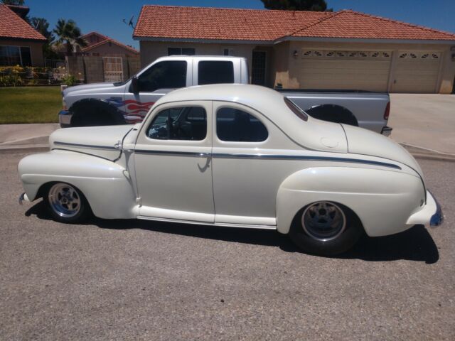 Ford Coupe 1946 image number 14