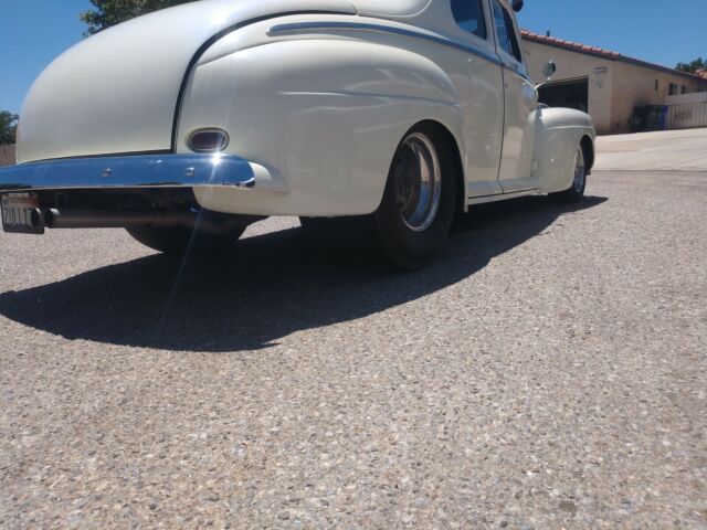 Ford Coupe 1946 image number 15