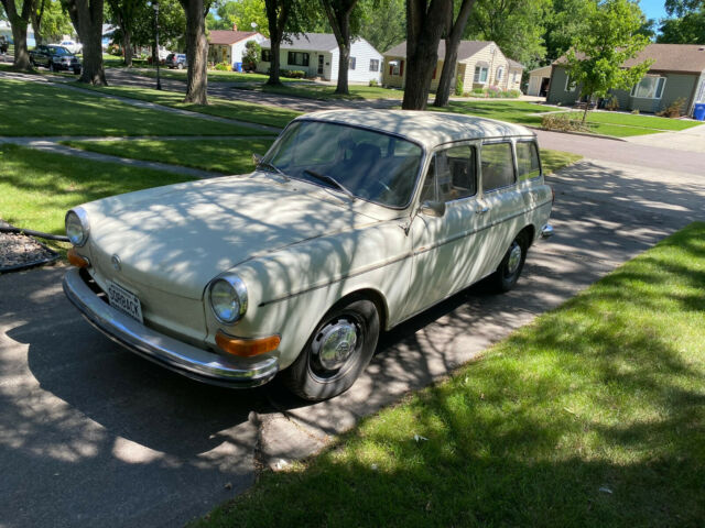 Volkswagen Type III 1971 image number 1