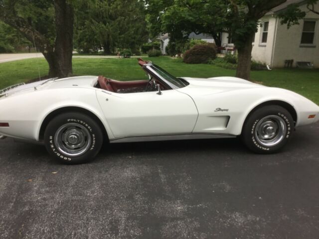 Chevrolet Corvette 1974 image number 8