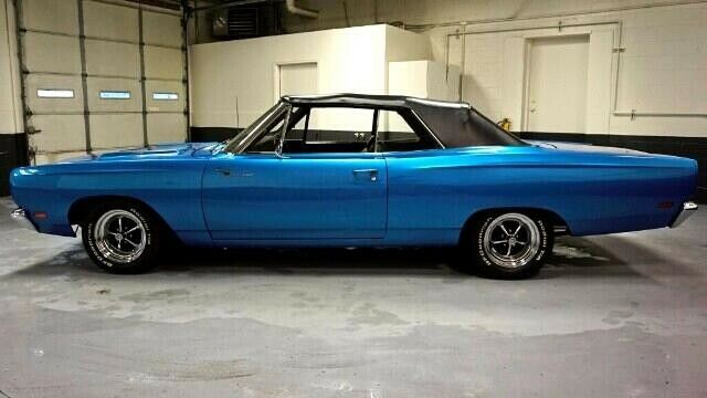 Plymouth Road Runner 1969 image number 13