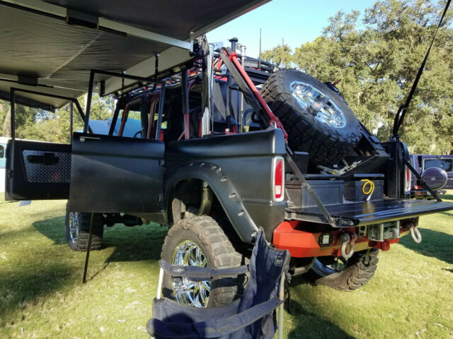 Ford Bronco 1966 image number 4