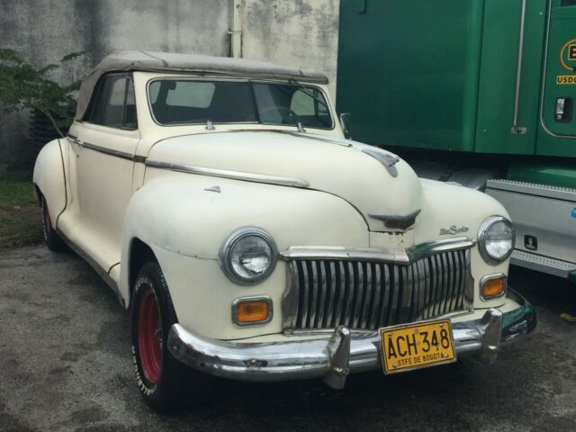 DeSoto CONVERTIBLE 1946 image number 0