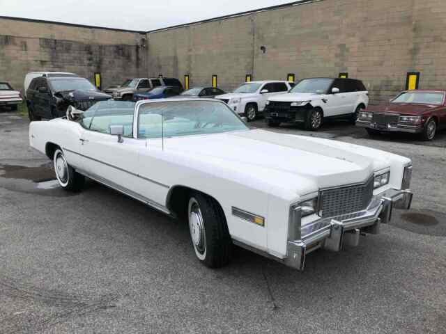 Cadillac Eldorado Convertible 1976 image number 10