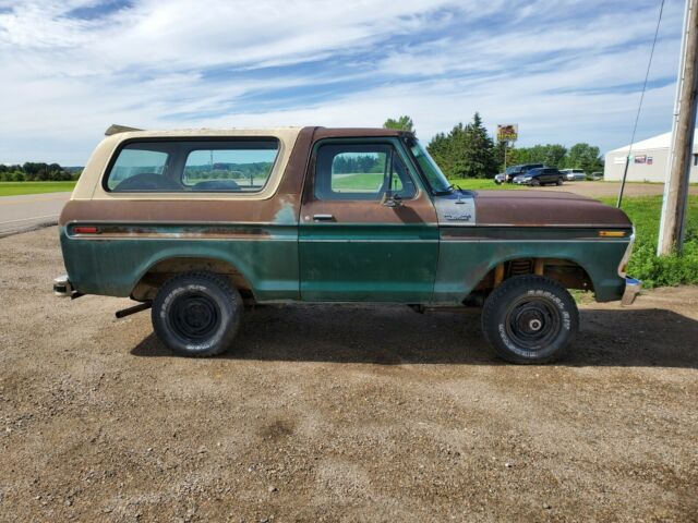 Ford Bronco 1979 image number 18