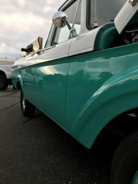 Ford F-100 1961 image number 28