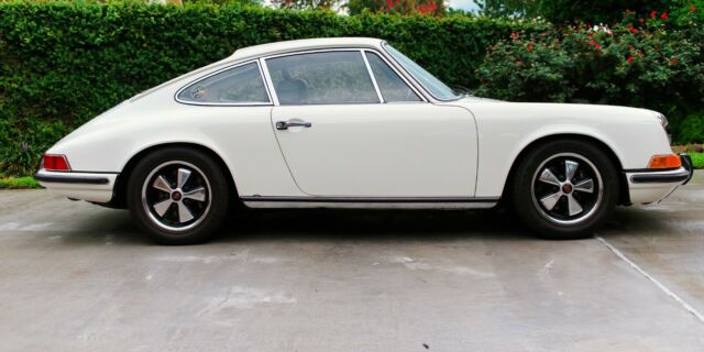 Porsche 911 1969 image number 0