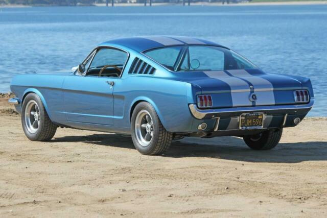 Ford Mustang 1965 image number 29