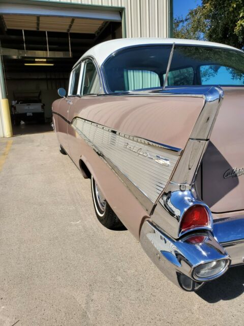 Chevrolet Bel Air/150/210 1957 image number 15