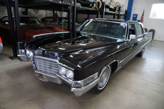 Cadillac Fleetwood 60 Special Sedan 1969 image number 0