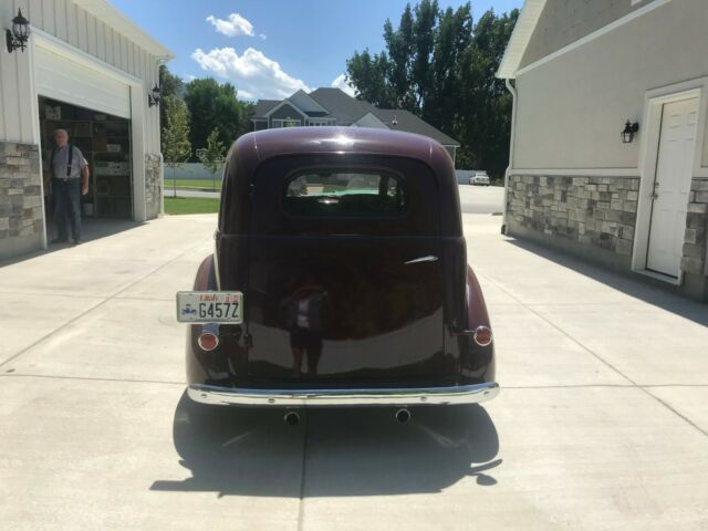 Ford Sedan Delivery 1941 image number 33