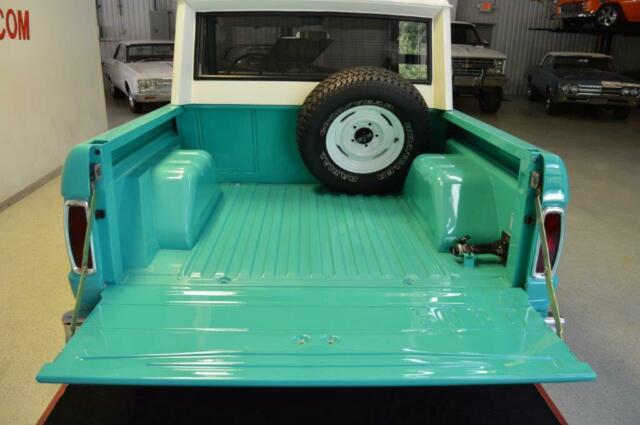 Ford Bronco 1966 image number 30