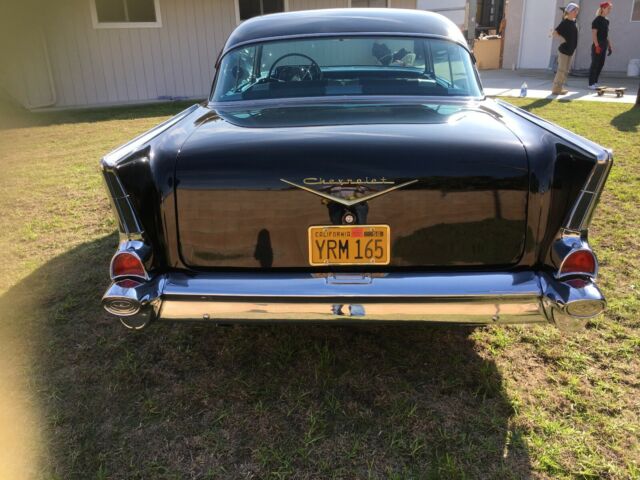 Chevrolet Bel Air/150/210 1957 image number 30