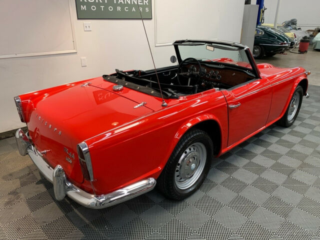 Triumph TR4A 1967 image number 15