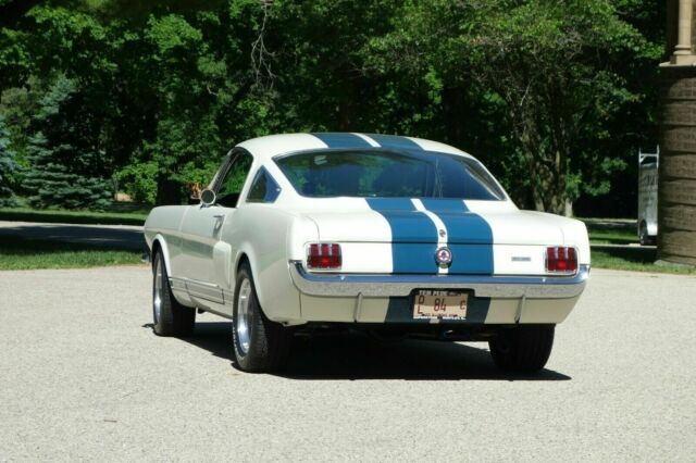 Ford Mustang 1965 image number 4