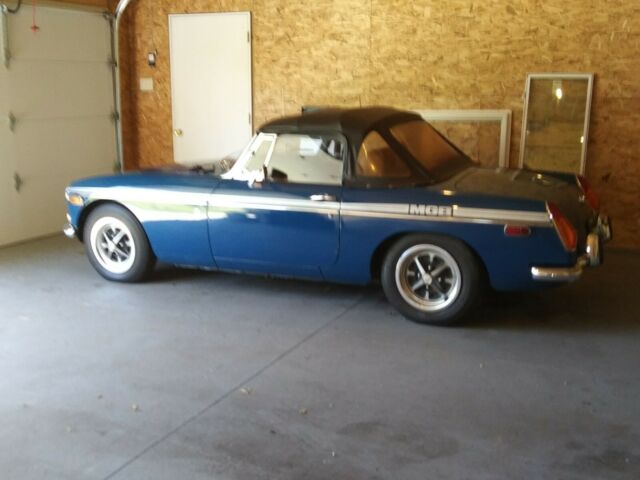 MG MGB 1972 image number 1