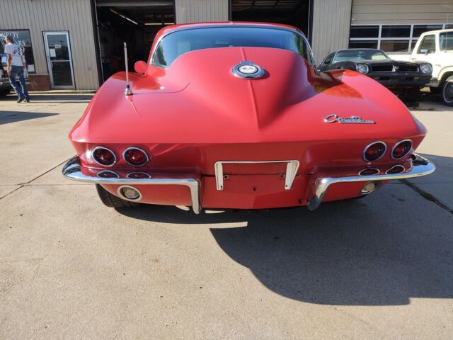 Chevrolet Corvette 1965 image number 3