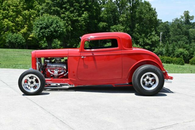 Ford 3 Window Coupe 1932 image number 27