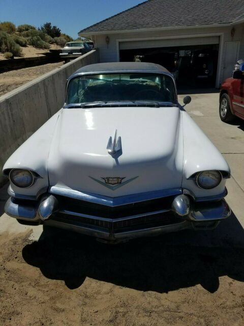 Cadillac DeVille 1956 image number 23