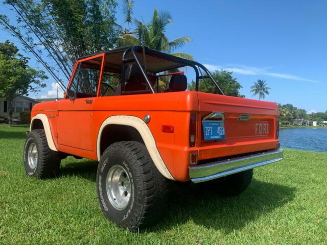 Ford Bronco 1970 image number 2