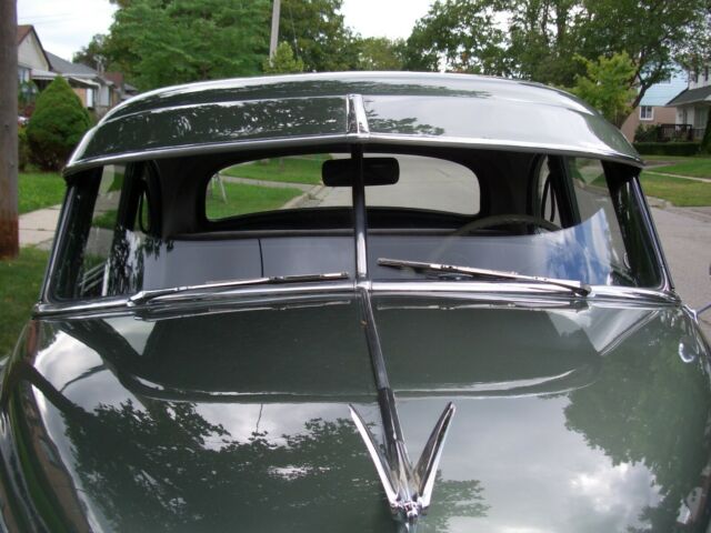 Chevrolet Styleline Deluxe 1950 image number 17