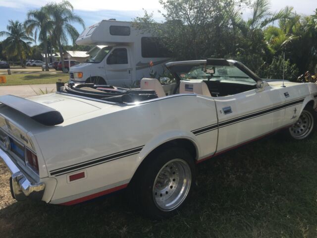 Ford Mustang 1973 image number 26