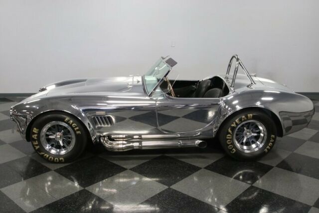 Shelby Cobra 1965 image number 2