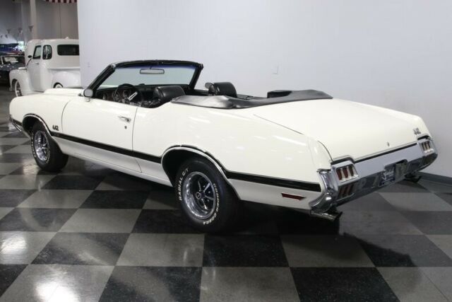 Oldsmobile 442 1972 image number 33