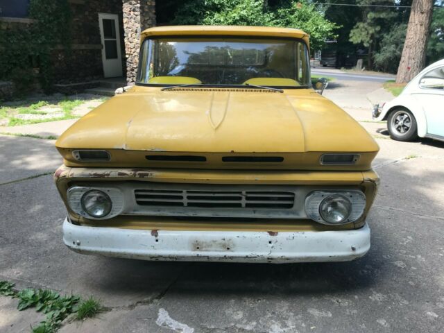 Chevrolet C-10 1962 image number 2