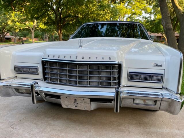 Lincoln Continental 1973 image number 0