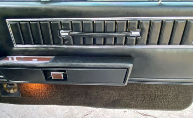 Lincoln Continental 1973 image number 20