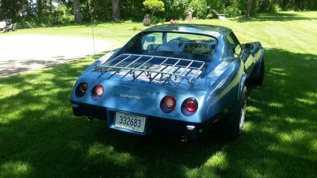 Chevrolet Corvette C3 1976 image number 0