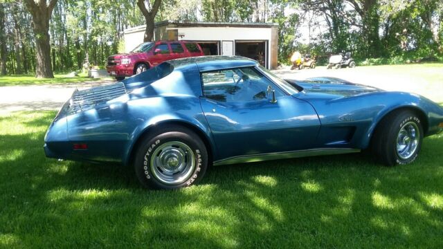 Chevrolet Corvette C3 1976 image number 1