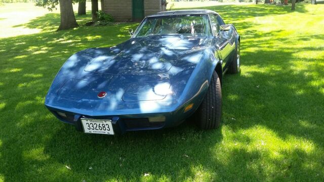 Chevrolet Corvette C3 1976 image number 2