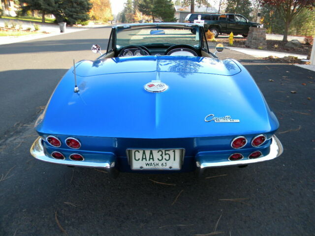 Chevrolet Corvette 1963 image number 27