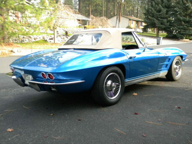 Chevrolet Corvette 1963 image number 28