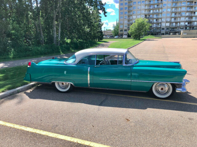 Cadillac Series 62 1954 image number 16