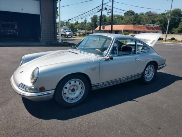 Porsche 912 1967 image number 0