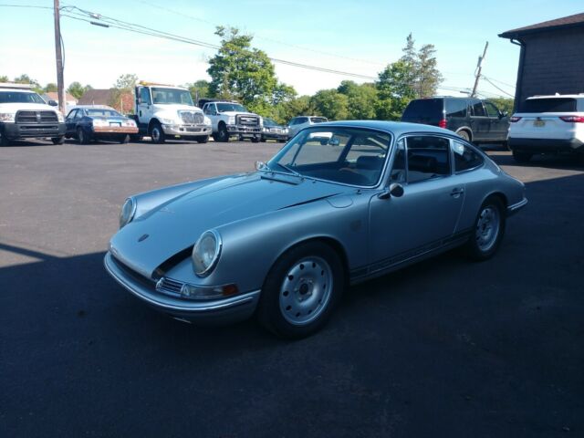 Porsche 912 1967 image number 25