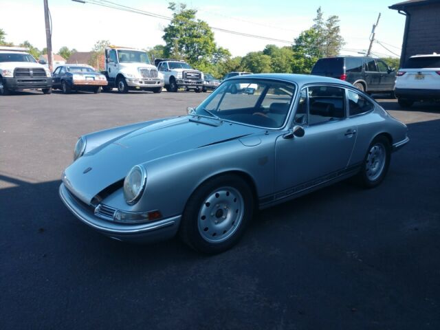 Porsche 912 1967 image number 27