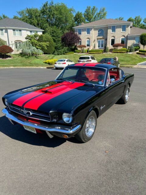 Ford Mustang 1965 image number 1