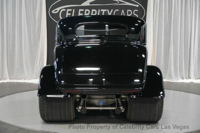 Ford Coupe 1932 image number 17