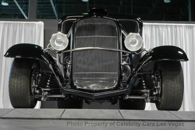 Ford Coupe 1932 image number 22