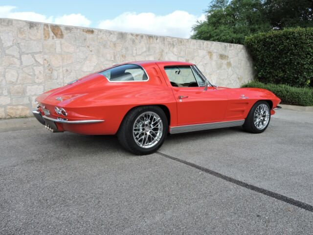 Chevrolet Corvette 1963 image number 17