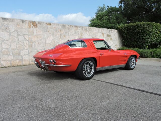 Chevrolet Corvette 1963 image number 21