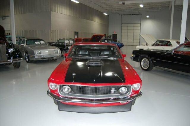 Ford Mustang 1969 image number 25