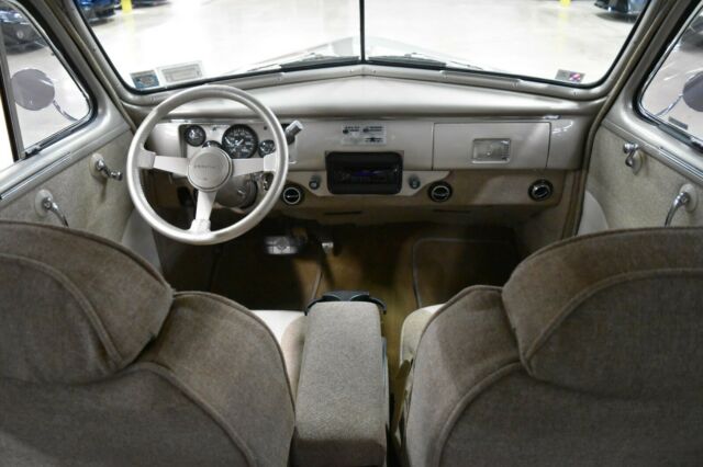 Pontiac Silver Streak 1939 image number 39