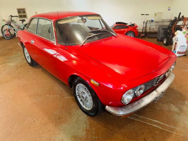 Alfa Romeo GTV 1972 image number 26