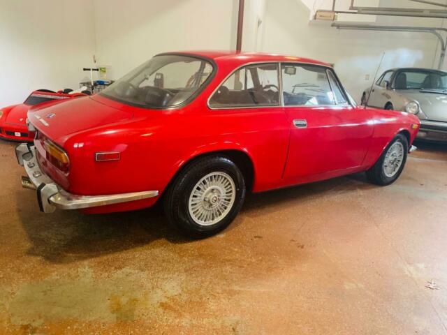 Alfa Romeo GTV 1972 image number 27