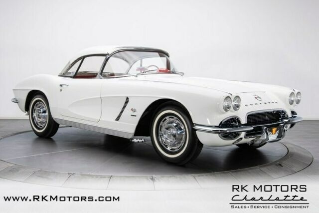 Chevrolet Corvette 1962 image number 10